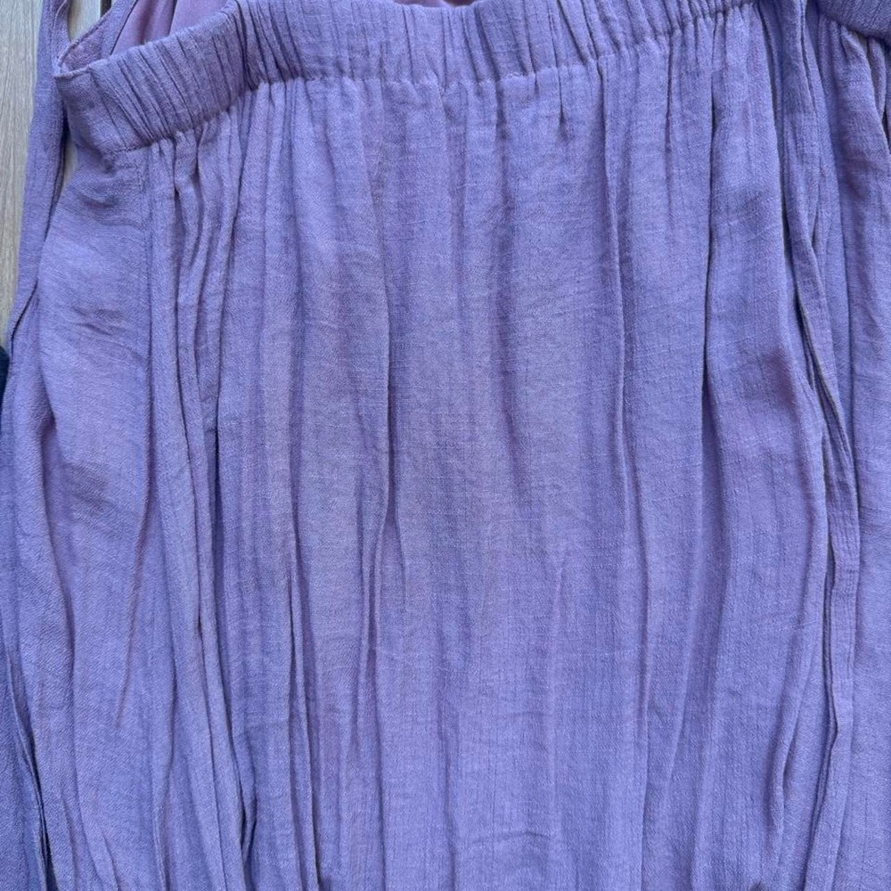 Pink ruffle dress with tie straps - Picture 4 of 5